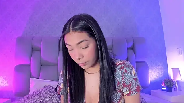 Snapshot of KarolRojas_ chatting on 1, 10, 2025 KarolRojas online show from 1, 10, 2025