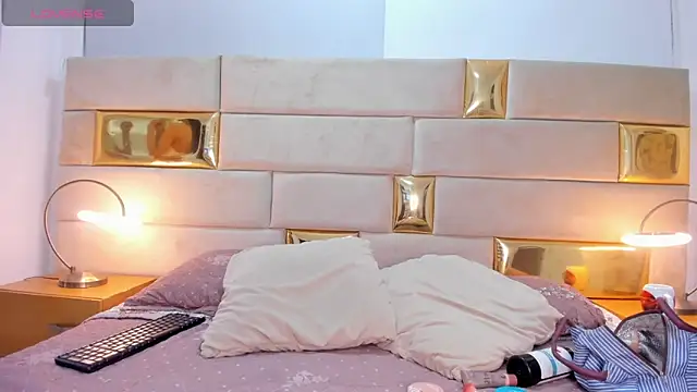 Arii stone online show from 2, 12, 2024