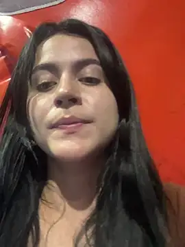 CoralineKam1 online show from 4, 3, 2025