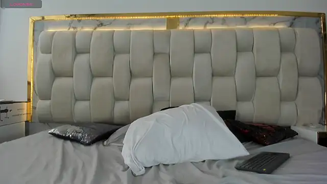 Hanna lens online show from 15, 1, 2026