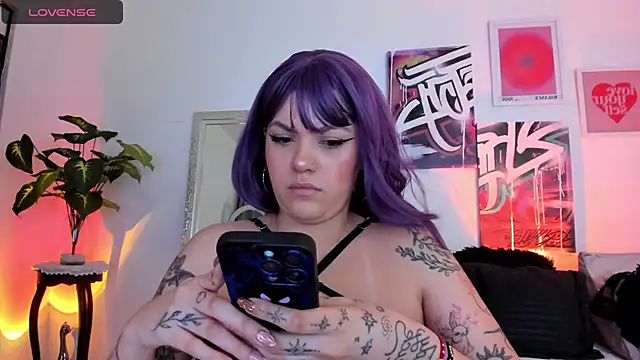 Snapshot of AnnieHuntters chatting on 22, 1, 2025 AnnieHuntters online show from 22, 1, 2025