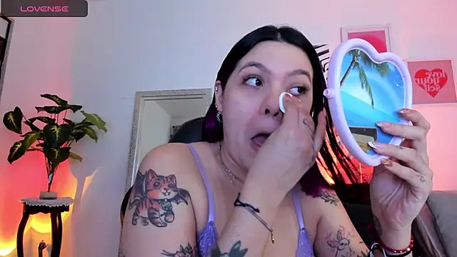 Snapshot of AnnieHuntters chatting on 27, 1, 2025 AnnieHuntters online show from 27, 1, 2025