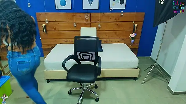 dahiana spark online show from 3, 12, 2025