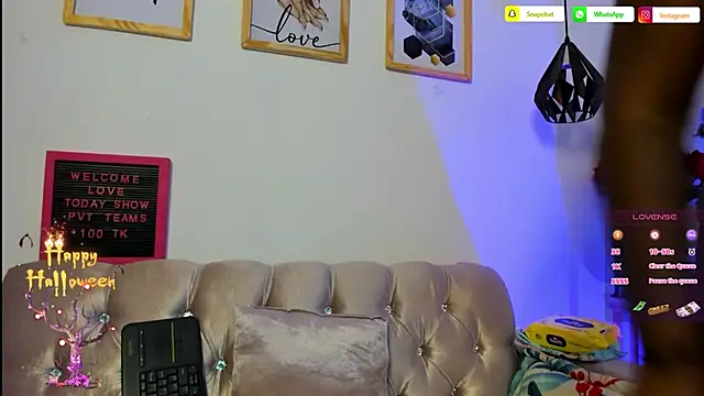 Snapshot of alanavega11 chatting on 4, 10, 2025 alanavega11 online show from 4, 10, 2025