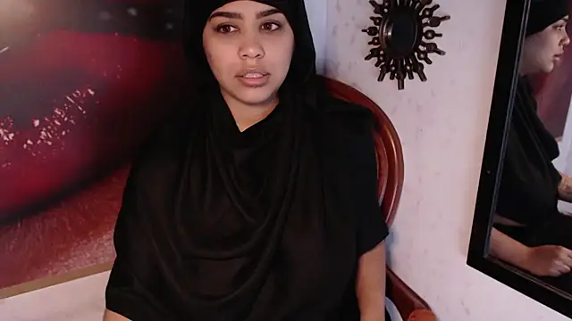 Snapshot of VenussTits97 chatting on 18, 12, 2024 VenussTits97 online show from 18, 12, 2024