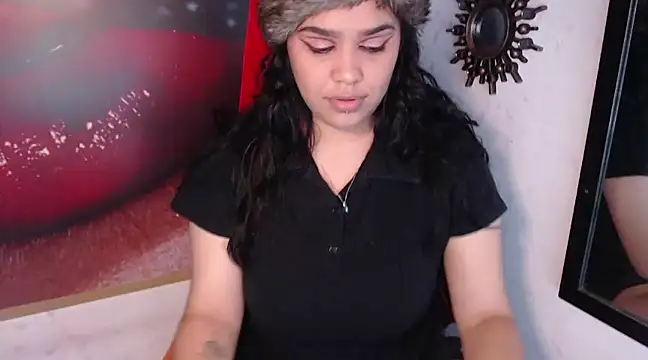 Snapshot of VenussTits97 chatting on 26, 12, 2024 VenussTits97 online show from 26, 12, 2024