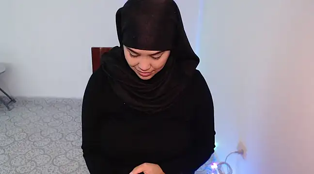 Snapshot of VenussTits97 chatting on 20, 2, 2025 VenussTits97 online show from 20, 2, 2025