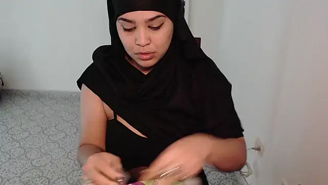 Snapshot of VenussTits97 chatting on 23, 2, 2025 VenussTits97 online show from 23, 2, 2025