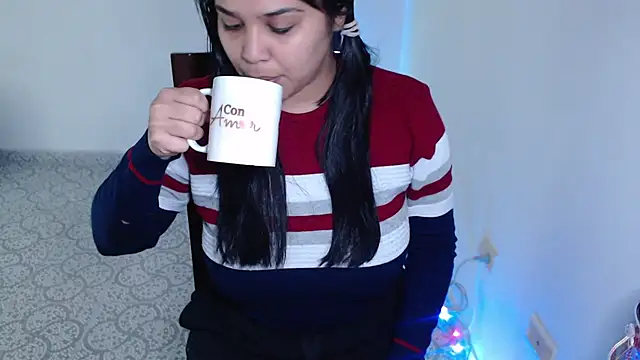 Snapshot of VenussTits97 chatting on 26, 2, 2025 VenussTits97 online show from 26, 2, 2025