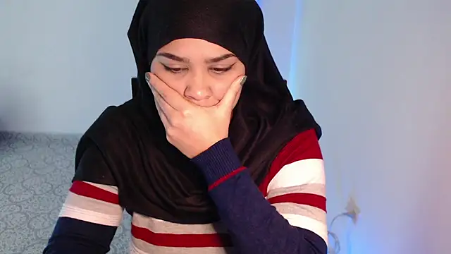 Snapshot of VenussTits97 chatting on 27, 2, 2025 VenussTits97 online show from 27, 2, 2025