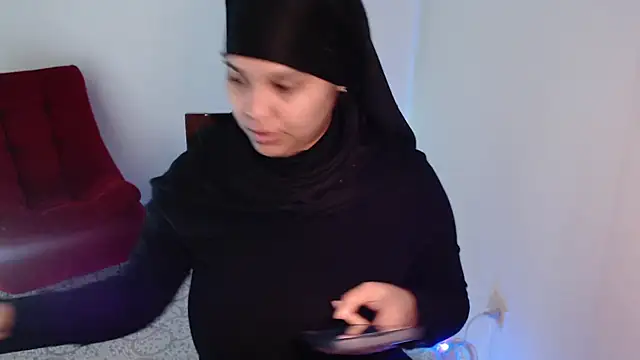 Snapshot of VenussTits97 chatting on 4, 3, 2025 VenussTits97 online show from 4, 3, 2025