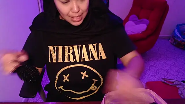 VenussTits97 online show from 19, 12, 2025