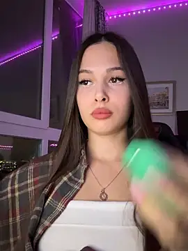 EricaWalls online show from 15, 12, 2025