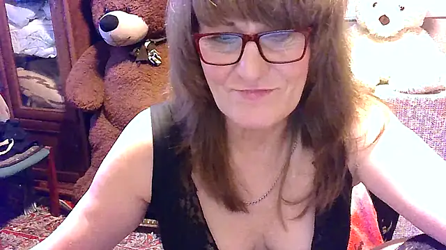 Snapshot of Manulyonok51 chatting on 8, 11, 2025 Manulyonok51 online show from 8, 11, 2025