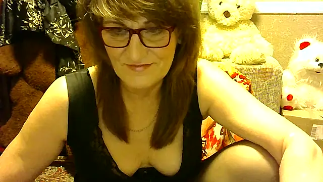 Snapshot of Manulyonok51 chatting on 11, 11, 2025 Manulyonok51 online show from 11, 11, 2025