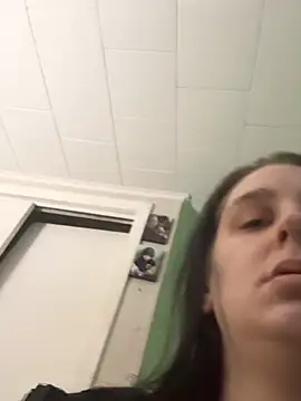 menaceswife online show from 25, 2, 2025