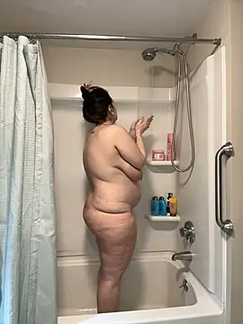 menaceswife online show from 10, 3, 2025