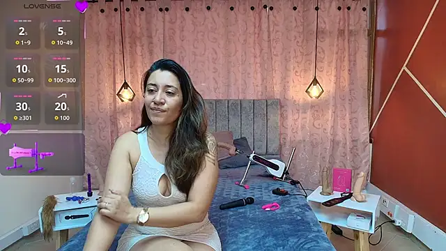 VioletaScott  online show from 4, 11, 2025