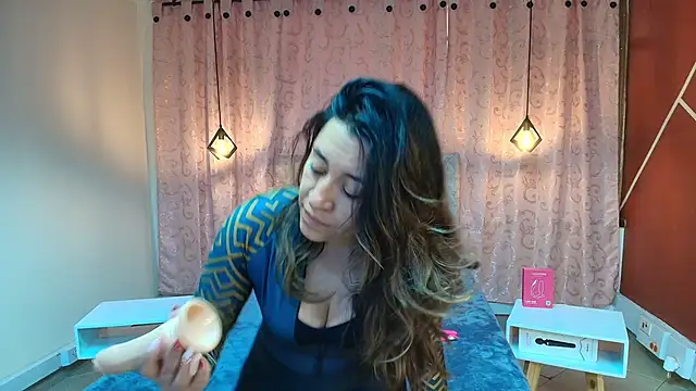 VioletaScott  online show from 25, 11, 2025