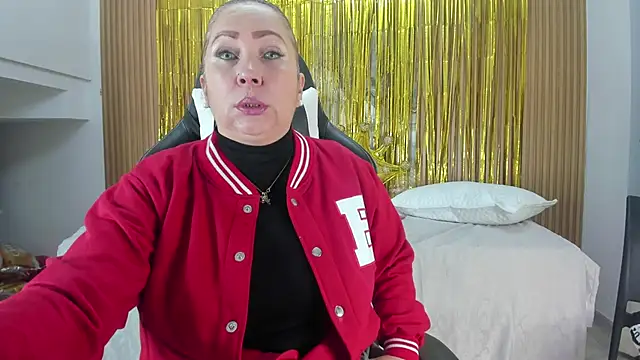 Danna topless online show from 16, 10, 2025