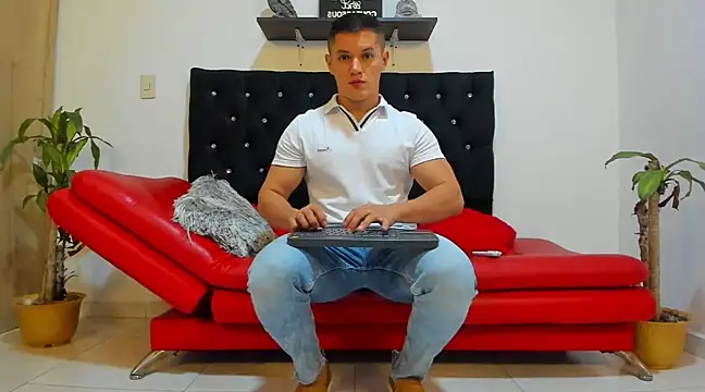 julian wallace online show from 14, 2, 2025