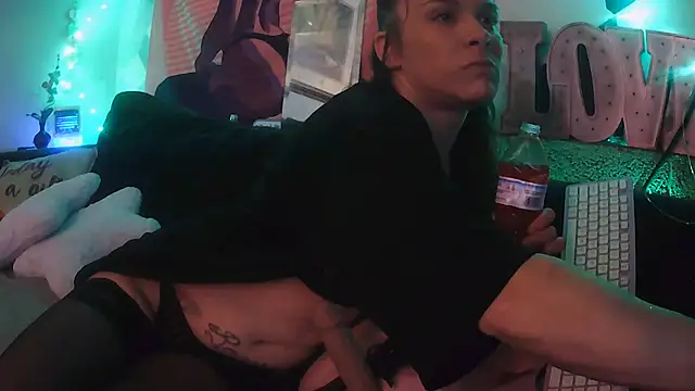 deziraestarz6969 online show from 4, 7, 2026