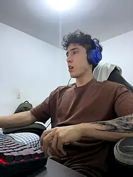 gojo satoru 18 online show from 14, 12, 2025