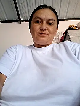 Snapshot of Horny-Mommy-Dirty chatting on 11, 4, 2026 Horny-Mommy-Dirty online show from 11, 4, 2026