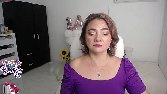 Snapshot of Chiraz_hasnaa chatting on 17, 1, 2025 Chiraz hasnaa online show from 17, 1, 2025