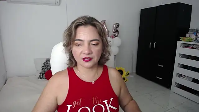 Snapshot of Chiraz_hasnaa chatting on 26, 1, 2025 Chiraz hasnaa online show from 26, 1, 2025