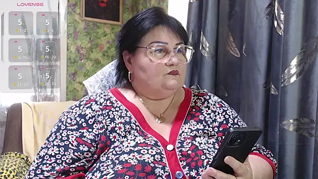 Snapshot of Goddess57 chatting on 11, 9, 2025 Goddess57 online show from 11, 9, 2025