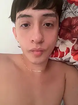 Snapshot of HotStar_yes chatting on 27, 9, 2025 HotStar yes online show from 27, 9, 2025