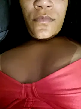 Snapshot of viannaiasmim chatting on 29, 10, 2025 viannaiasmim online show from 29, 10, 2025