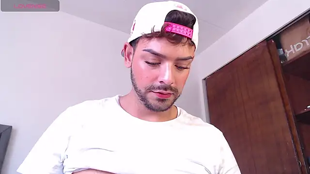 Snapshot of Logan_cocky chatting on 26, 9, 2025 Logan cocky online show from 26, 9, 2025