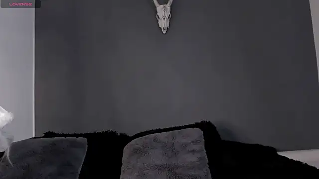 Snapshot of Aliz01 chatting on 19, 12, 2024 Aliz01 online show from 19, 12, 2024