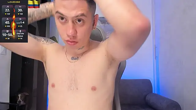 Snapshot of Yeiko_Romero_ chatting on 11, 11, 2025 Yeiko Romero online show from 11, 11, 2025