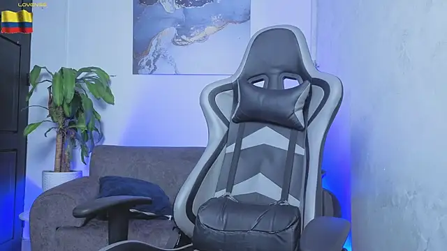 Yeiko Romero  online show from 10, 4, 2026