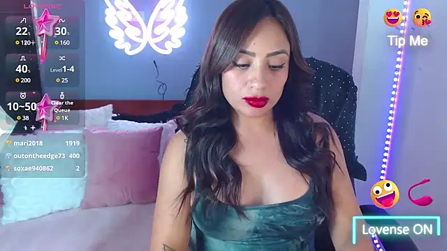 Snapshot of Paulina_627 chatting on 1, 2, 2025 Paulina 627 online show from 1, 2, 2025