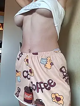 Snapshot of Nandasant09 chatting on 4, 2, 2025 Nandasant09 online show from 4, 2, 2025