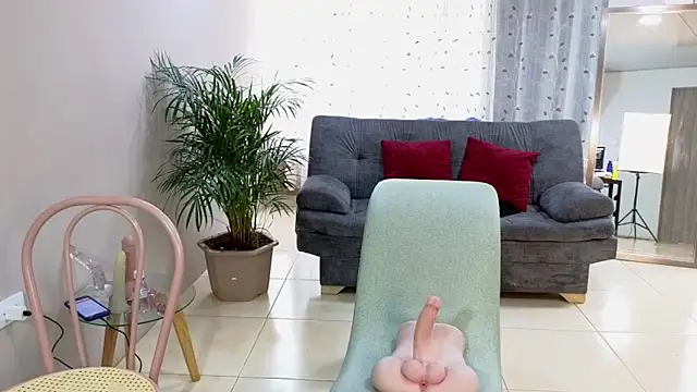 Snapshot of camil_milfdream chatting on 23, 2, 2025 camil milfdream online show from 23, 2, 2025