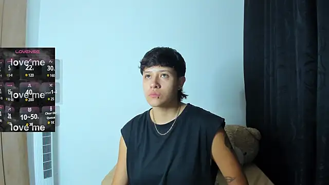 Snapshot of violet_casper_ chatting on 18, 12, 2024 violet casper online show from 18, 12, 2024