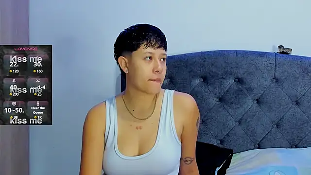 Snapshot of violet_casper_ chatting on 5, 2, 2025 violet casper online show from 5, 2, 2025