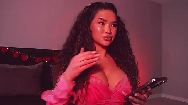 Denise Garciia online show from 19, 2, 2025