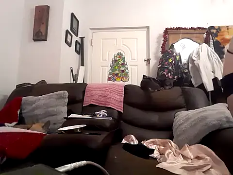 fantasymade69 online show from 8, 12, 2024