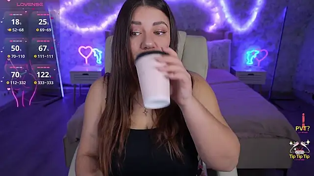 Snapshot of JulietDream chatting on 10, 3, 2025 JulietDream online show from 10, 3, 2025