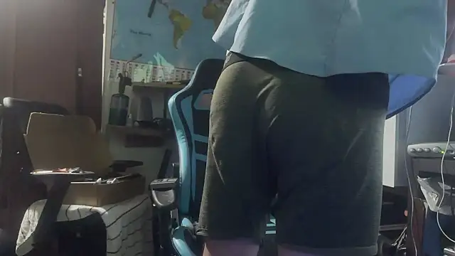 Snapshot of deadpi chatting on 10, 3, 2025 deadpi online show from 10, 3, 2025