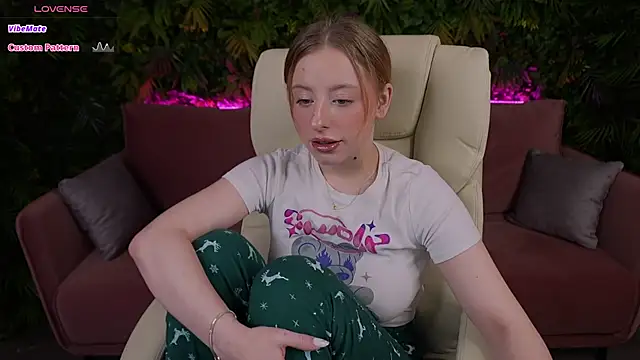 SilverrMoon online show from 23, 2, 2025