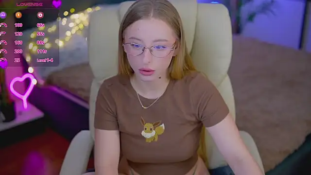 SilverrMoon online show from 21, 10, 2025