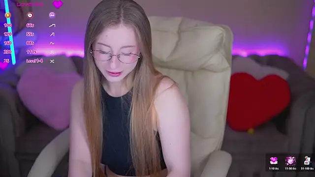 SilverrMoon online show from 28, 2, 2026