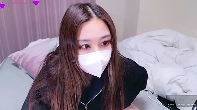 -satomi-jp online show from 1, 2, 2025